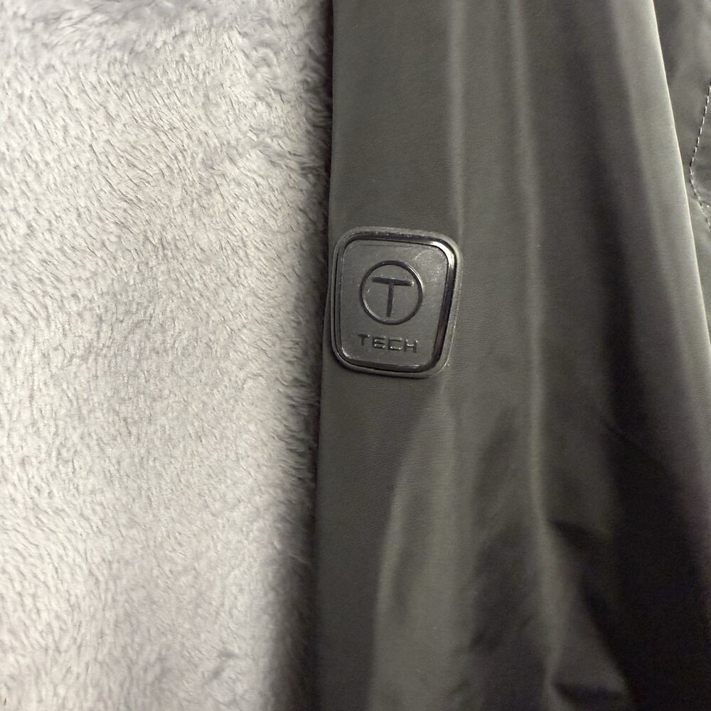 T-Tech by Tumi Mens Insulated Puffer Jacket‎ Zip Snap Black Outdoor M Gorpcore - Picture 6 of 10